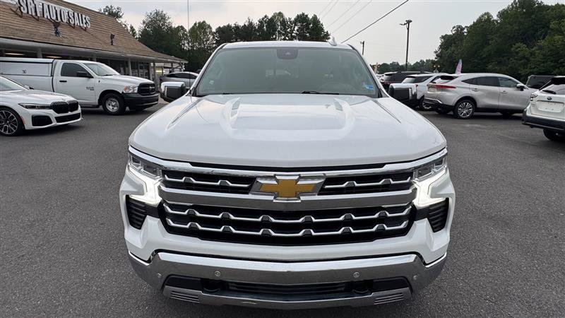 Used 2023 Chevrolet Silverado 1500 LTZ w/ LTZ Convenience Package II AWD/4WD image 21