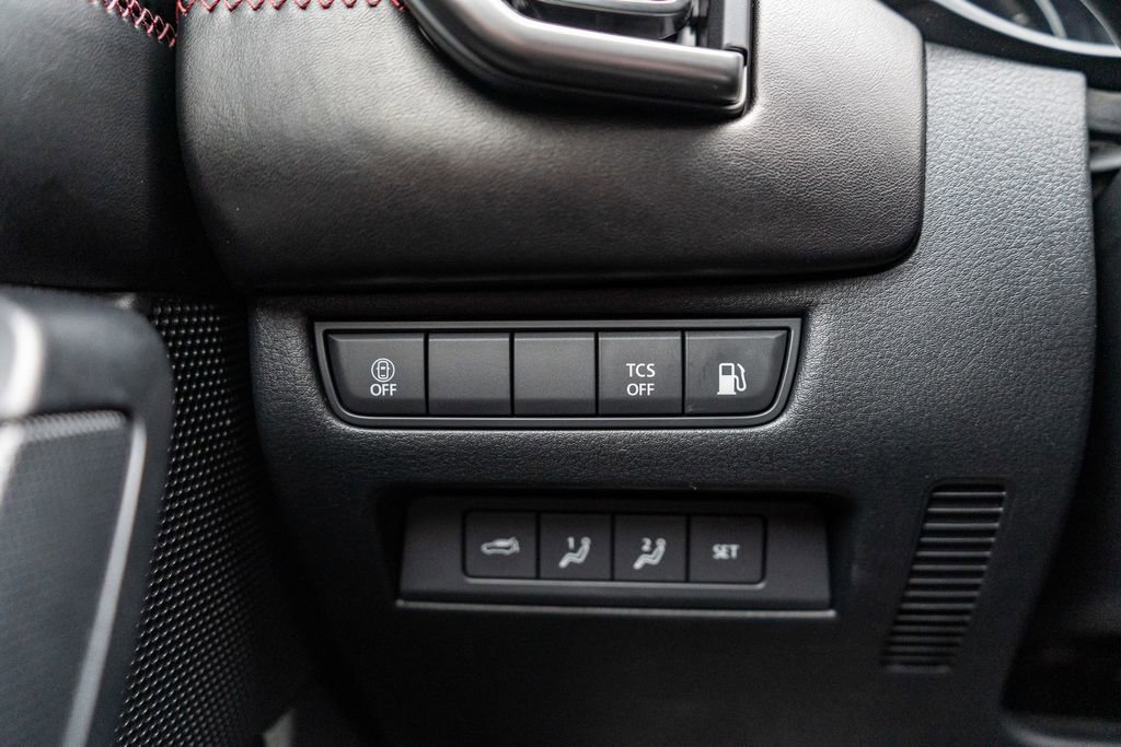 Used 2025 MAZDA CX-50 AWD 2.5 Hybrid w/ Premium Pkg image 22