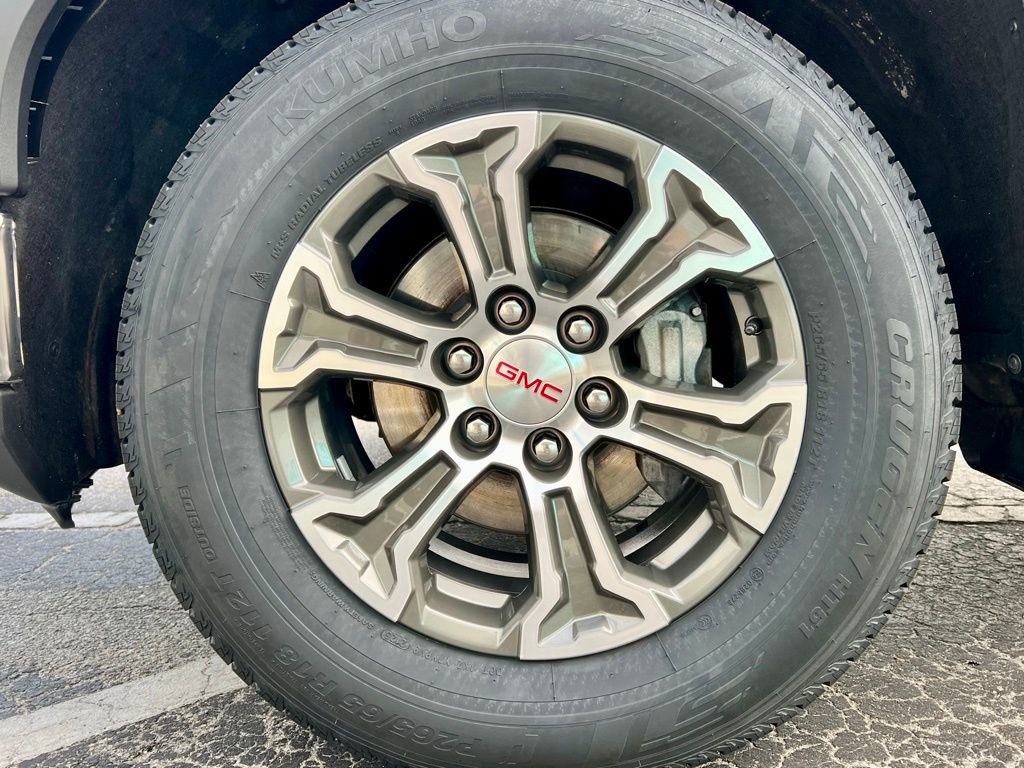 Used 2025 GMC Sierra 1500 SLT image 27