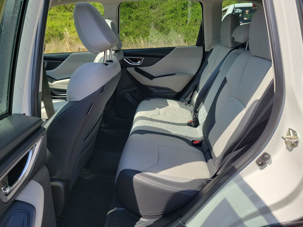 Used 2023 Subaru Forester Premium image 31