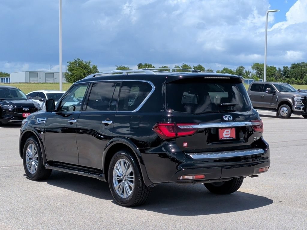 Used 2019 INFINITI QX80 Luxe w/ All-Season Package RWD image 11