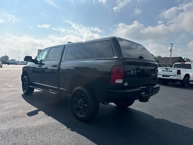 Used 2018 RAM 2500 SLT w/ Black Appearance Group AWD/4WD image 4