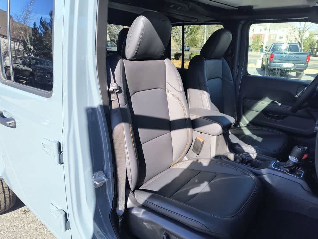 New 2026 Jeep Gladiator Sport AWD/4WD image 23