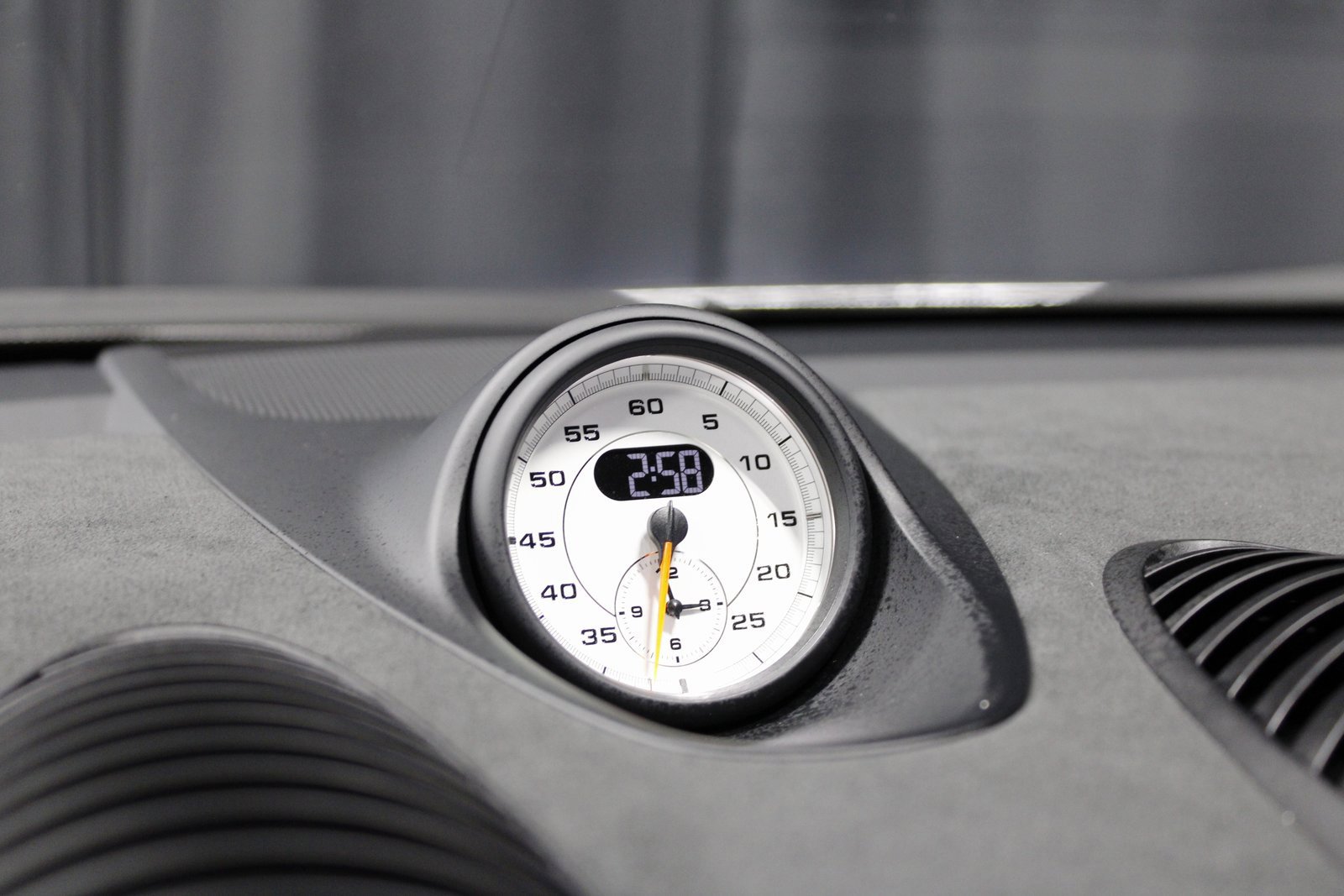 Certified 2025 Porsche 718 Cayman GT4 RS w/ Weissach Package image 30