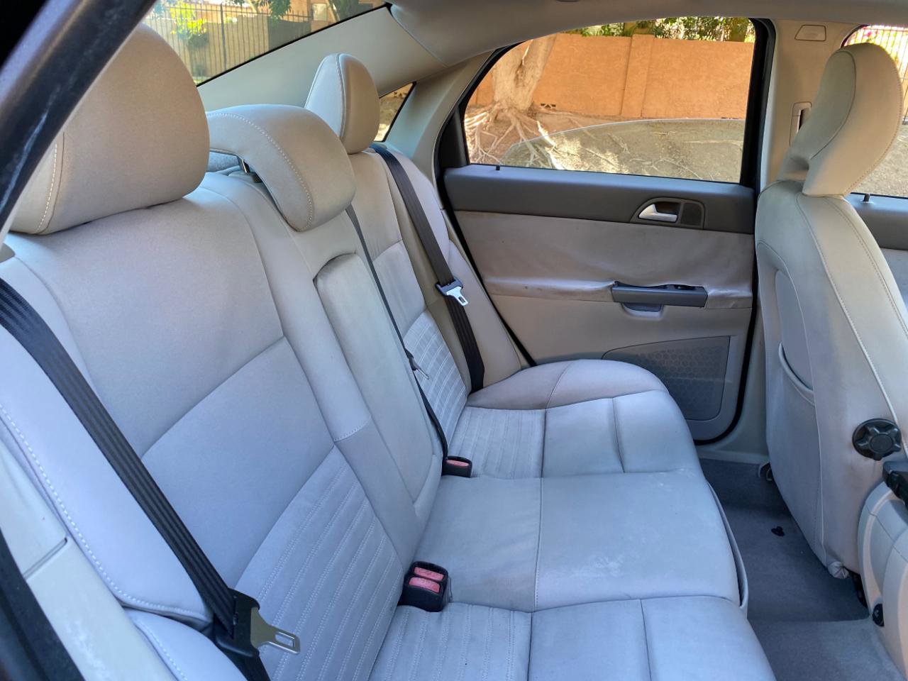 Used 2009 Volvo S40 2.4i FWD image 37