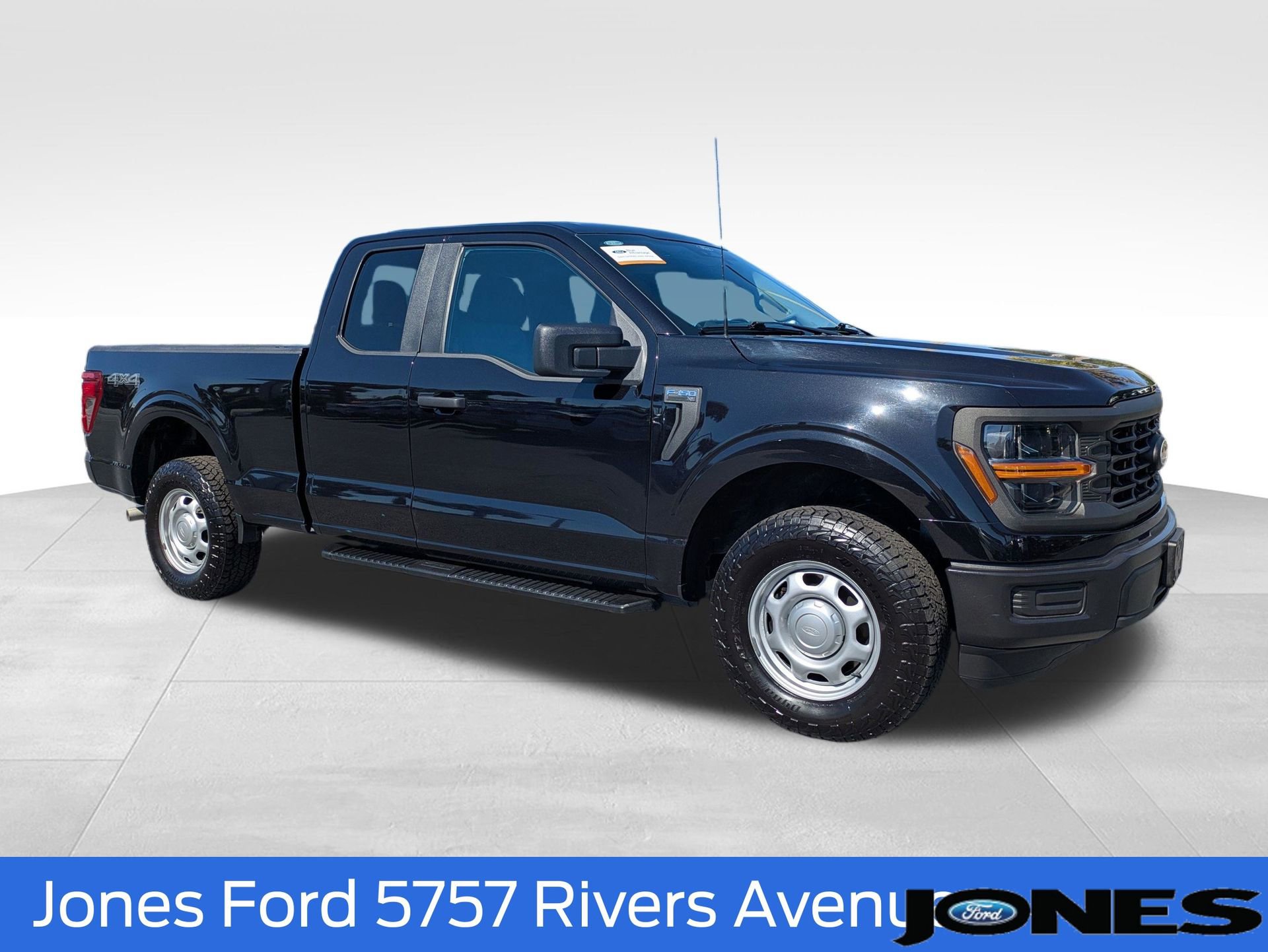 Used 2024 Ford F150 XL AWD/4WD image 3