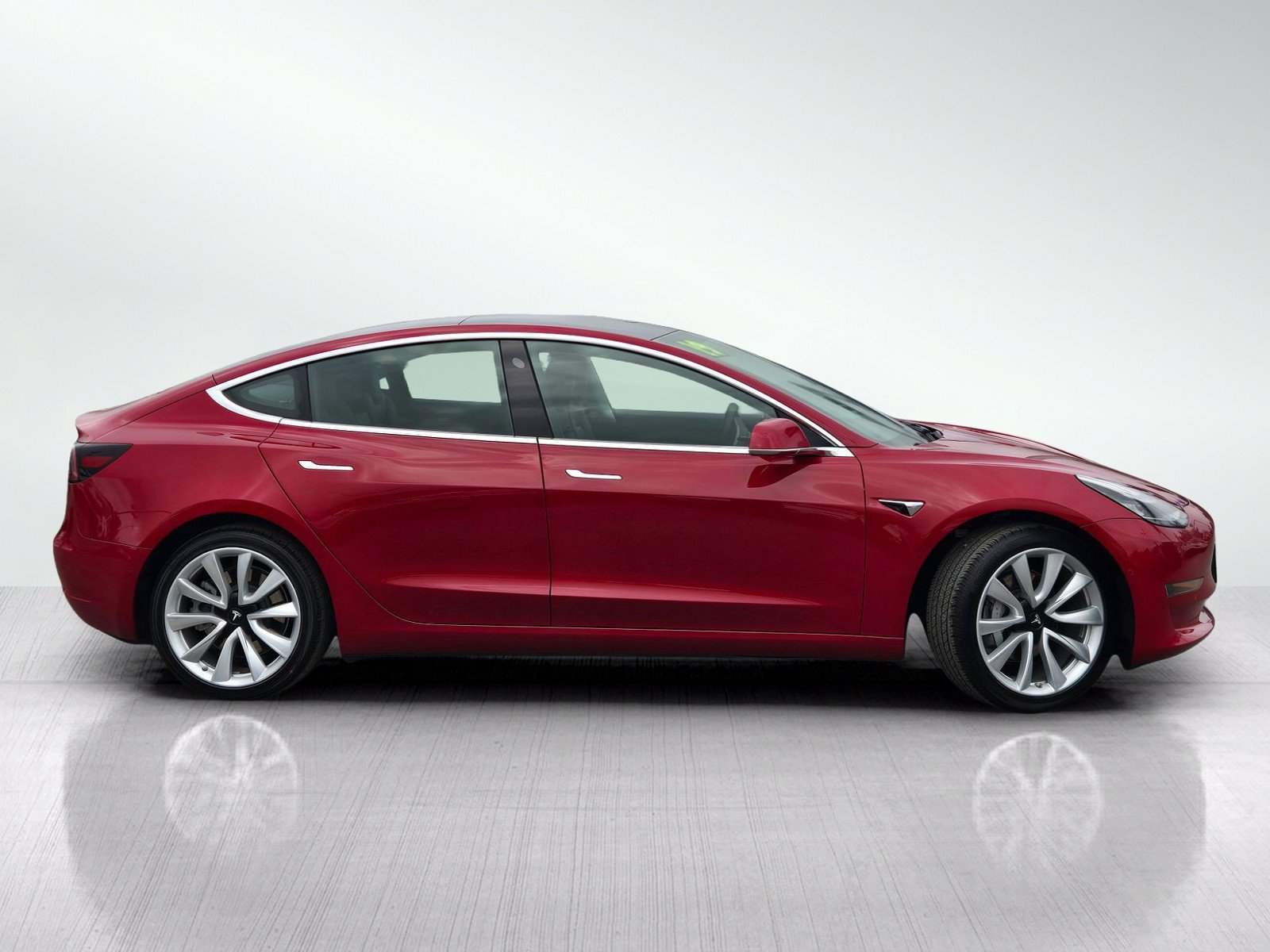 Used 2019 Tesla Model 3 Standard Range Plus RWD image 3