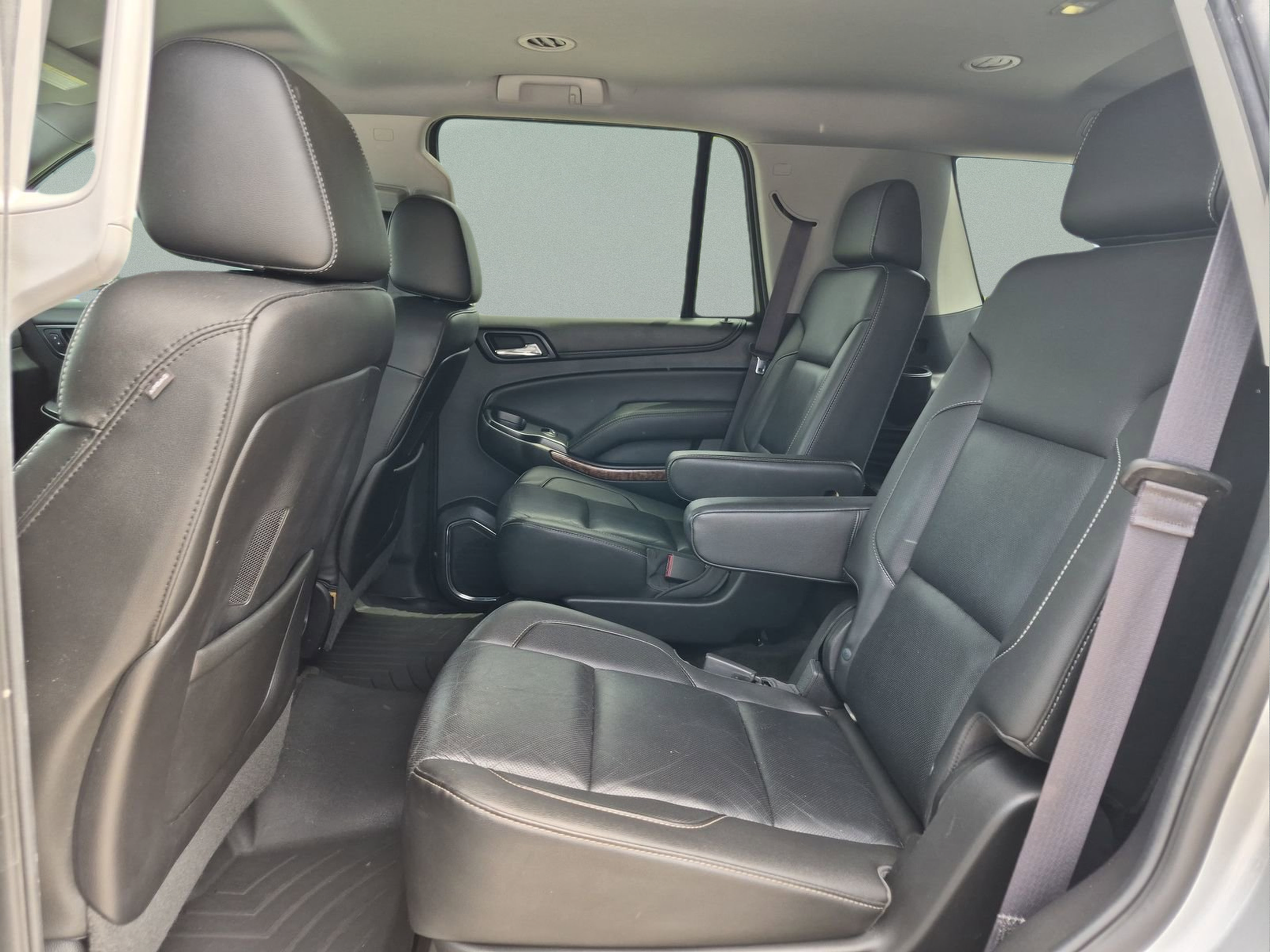Used 2016 Chevrolet Tahoe LTZ RWD image 17