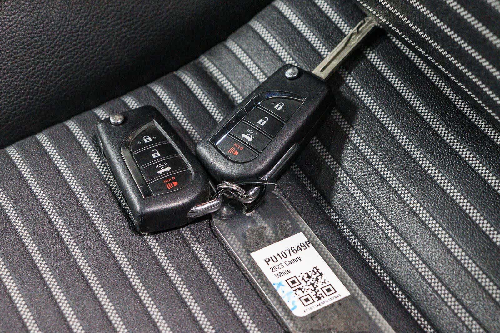 Certified 2023 Toyota Camry SE FWD image 30