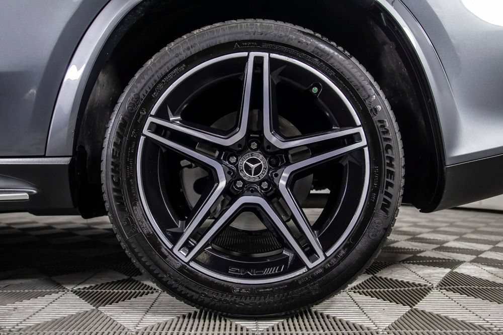 Used 2024 Mercedes-Benz GLS 450 4MATIC image 47