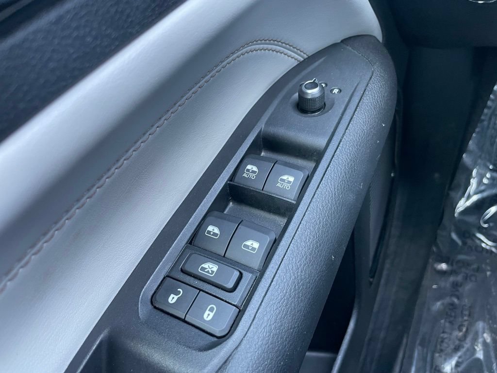 Used 2023 Jeep Compass Limited AWD/4WD image 22