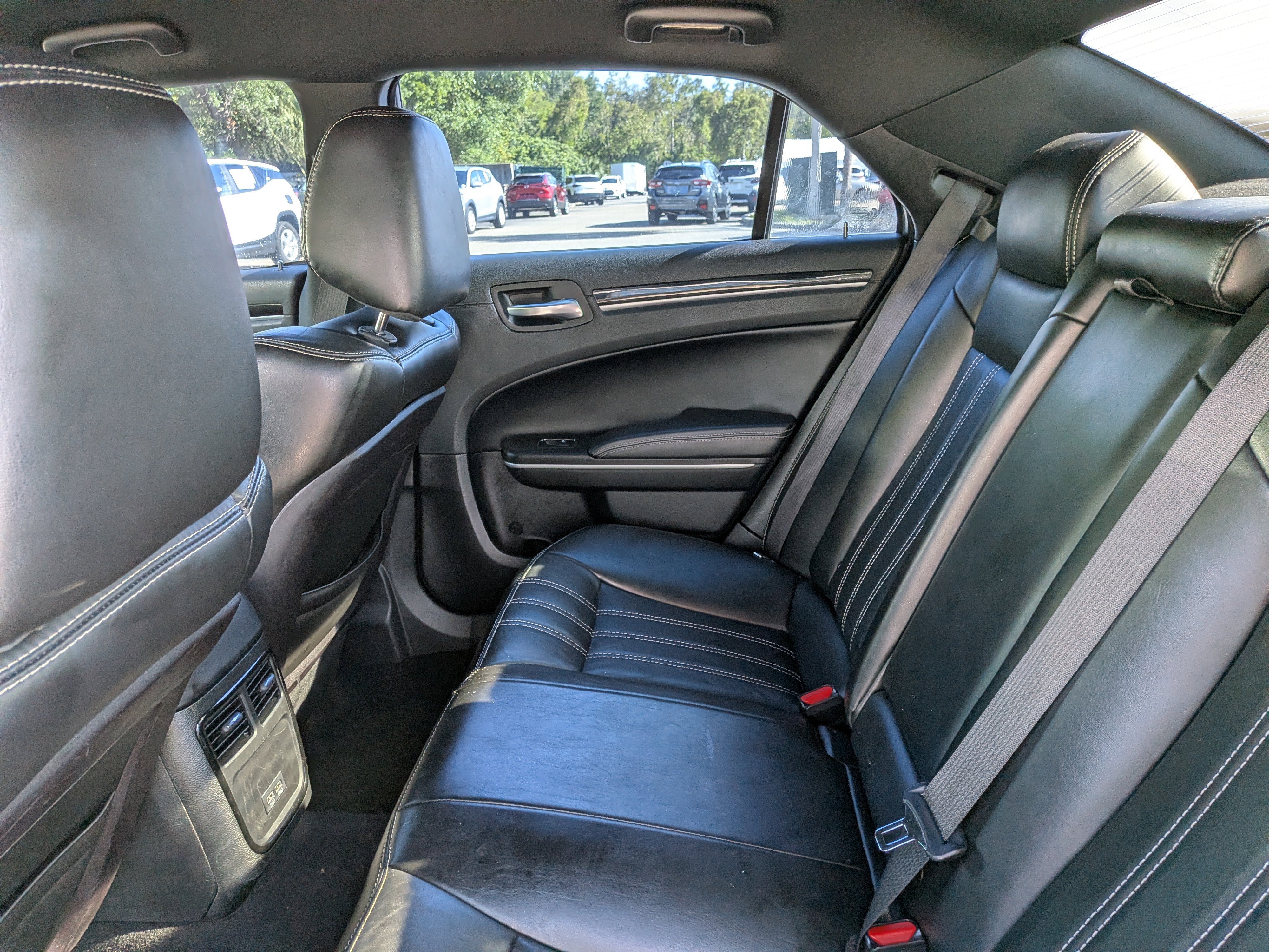 Used 2019 Chrysler 300 S image 13