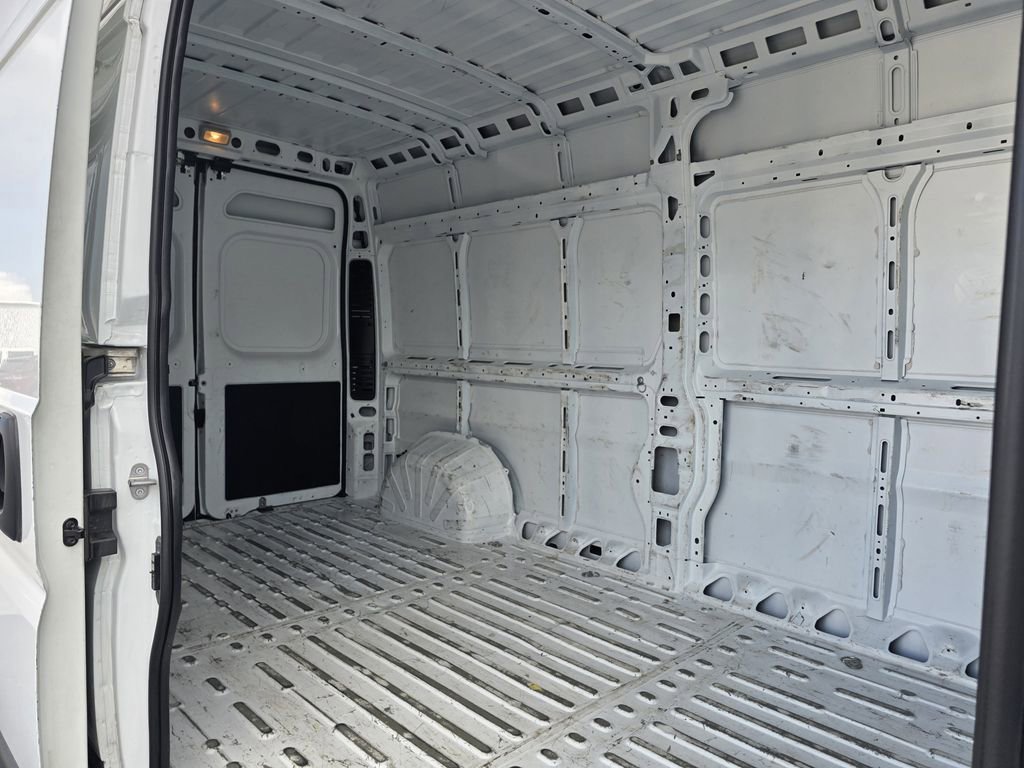 Used 2023 RAM ProMaster 2500 image 11