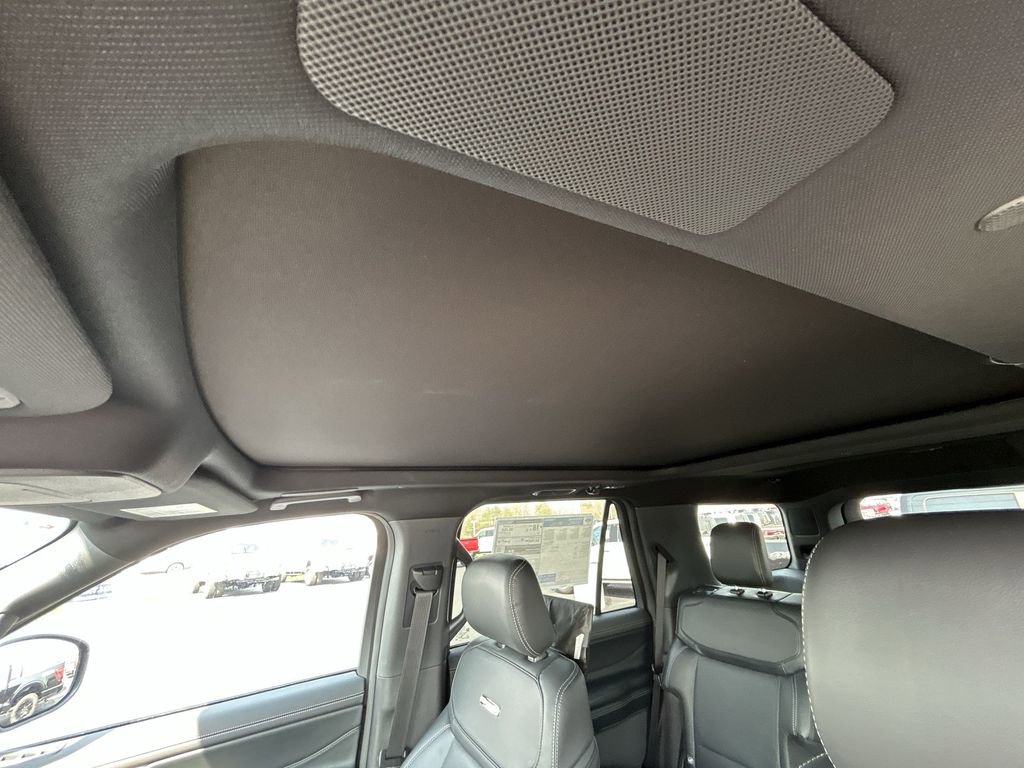 New 2026 Ford Expedition Platinum image 28