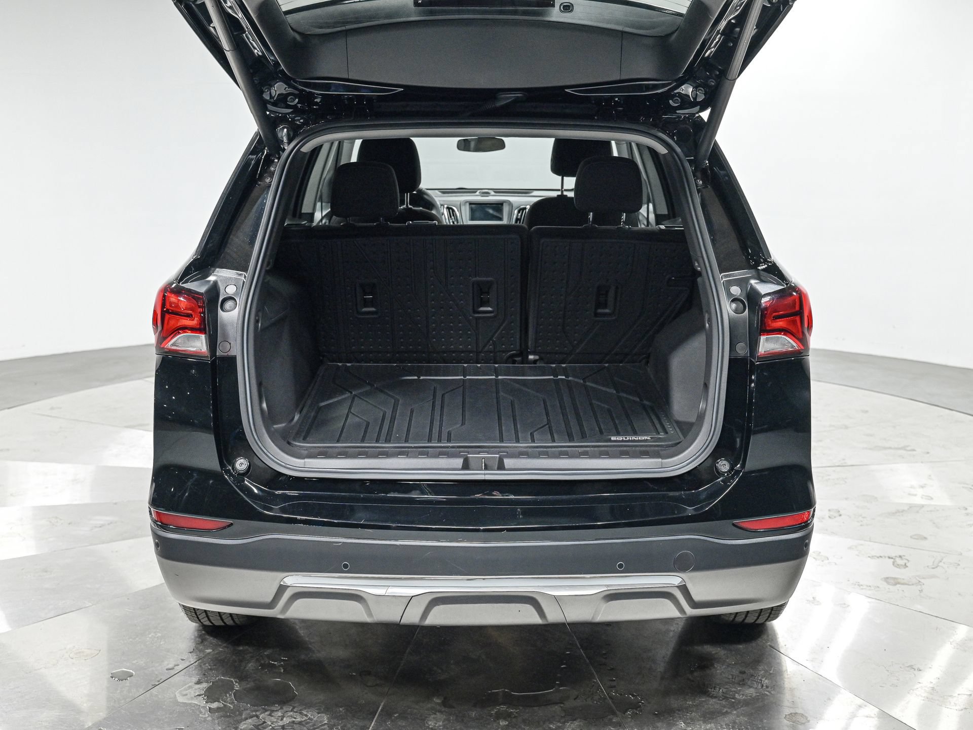 Used 2023 Chevrolet Equinox LT AWD/4WD image 7
