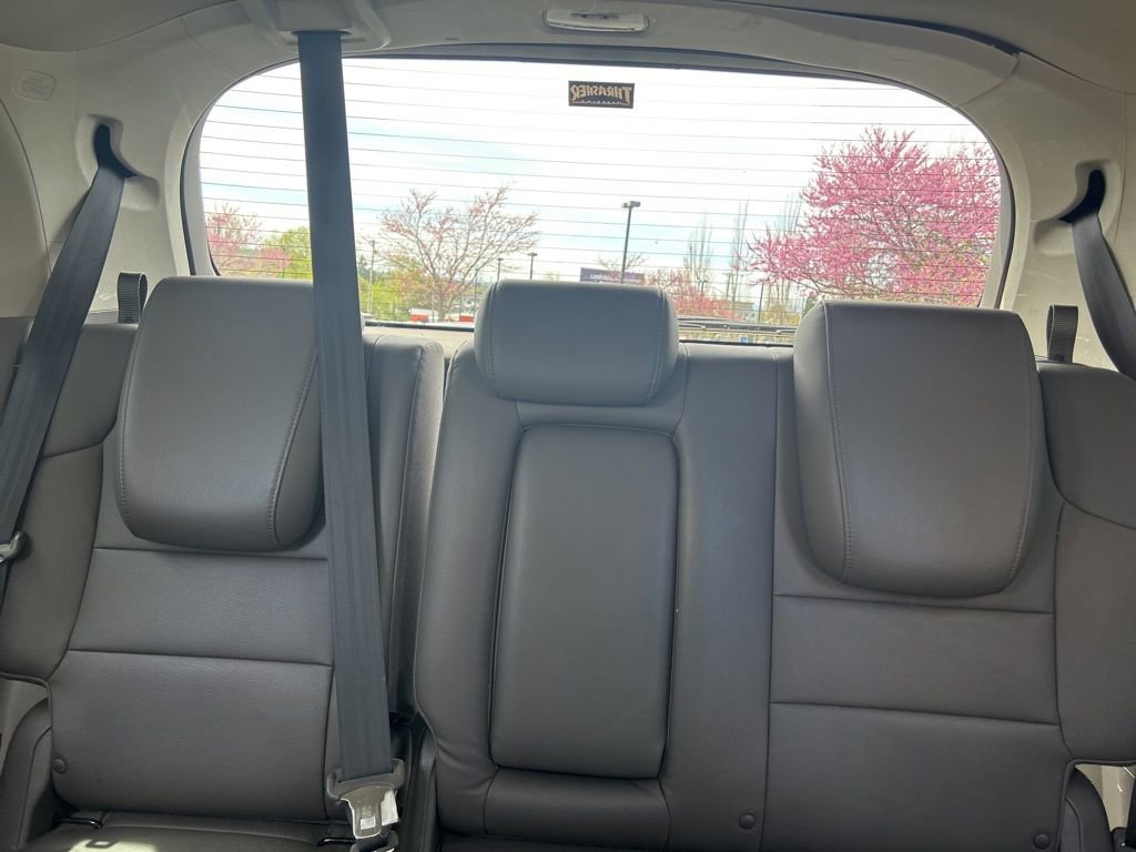 Used 2015 Honda Odyssey Touring image 8