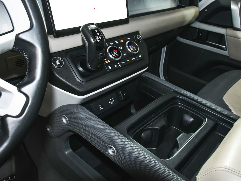 Used 2022 Land Rover Defender 90 X-Dynamic HSE image 37