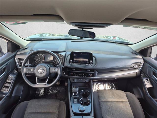 Used 2024 Nissan Rogue SV AWD/4WD image 18