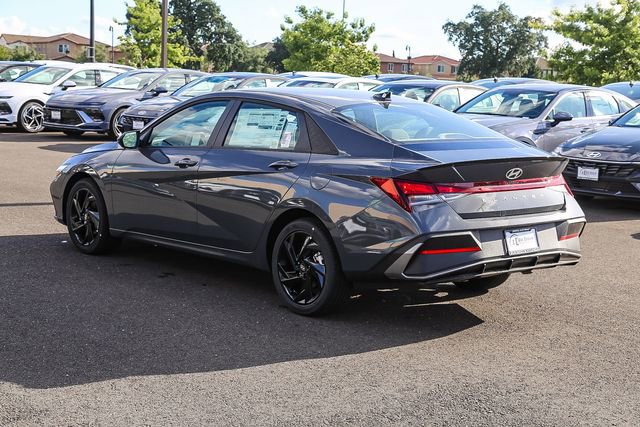 New 2026 Hyundai Elantra Sport FWD image 2