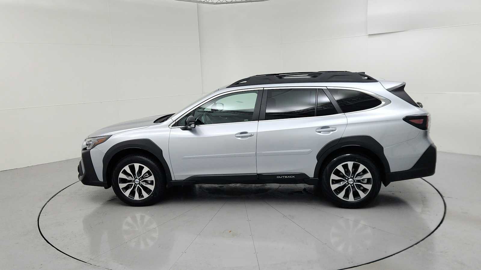 Certified 2025 Subaru Outback Limited w/ Popular Package #2 AWD/4WD image 6
