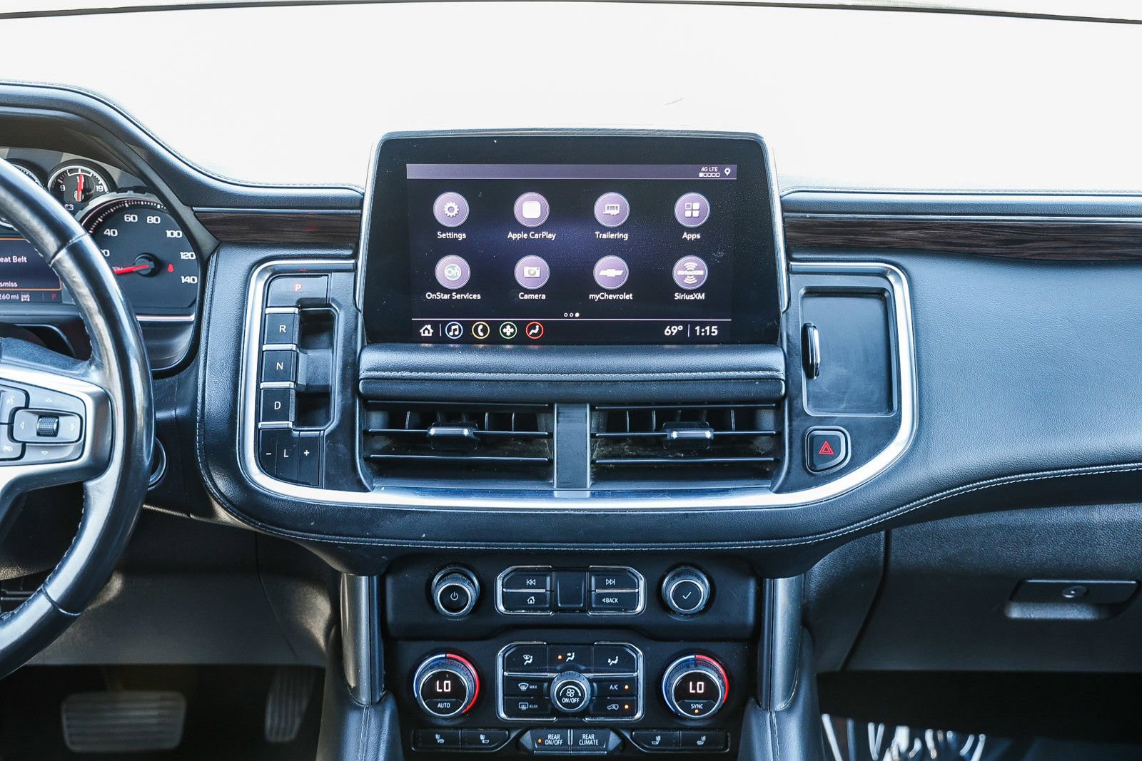 Used 2021 Chevrolet Tahoe Z71 image 11