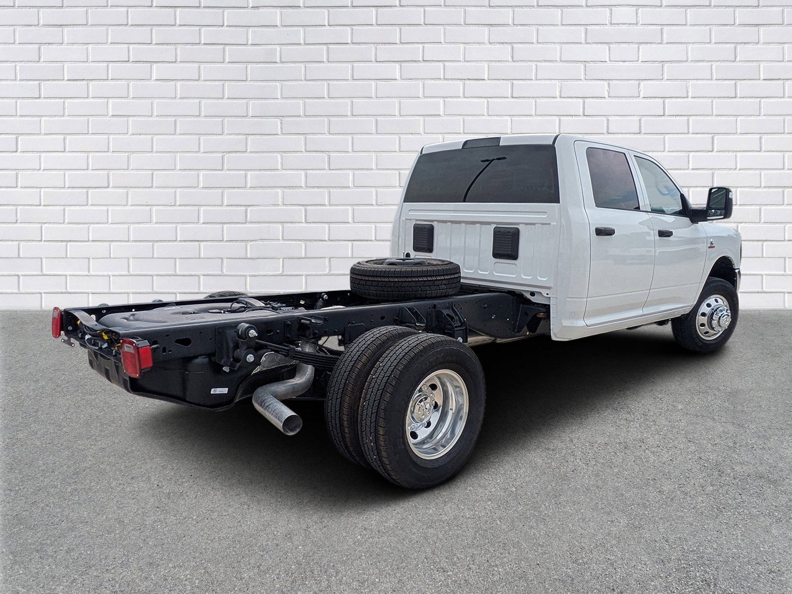 New 2026 RAM 3500 Tradesman image 3