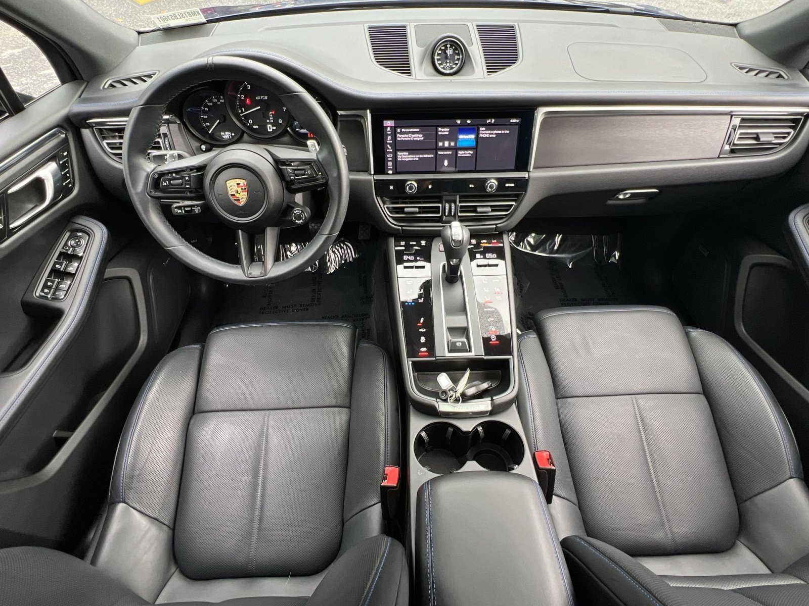 Used 2025 Porsche Macan GTS AWD/4WD image 28
