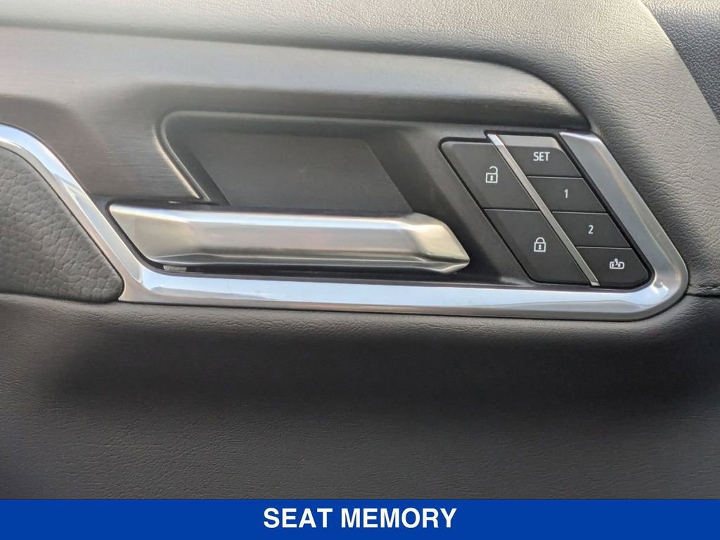 New 2025 GMC Sierra 3500 Denali w/ Denali Reserve Package image 12