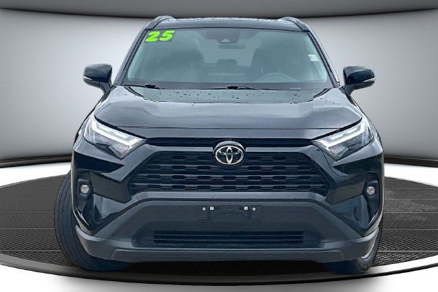 Used 2025 Toyota RAV4 XLE Premium w/ Weather Package AWD/4WD image 2
