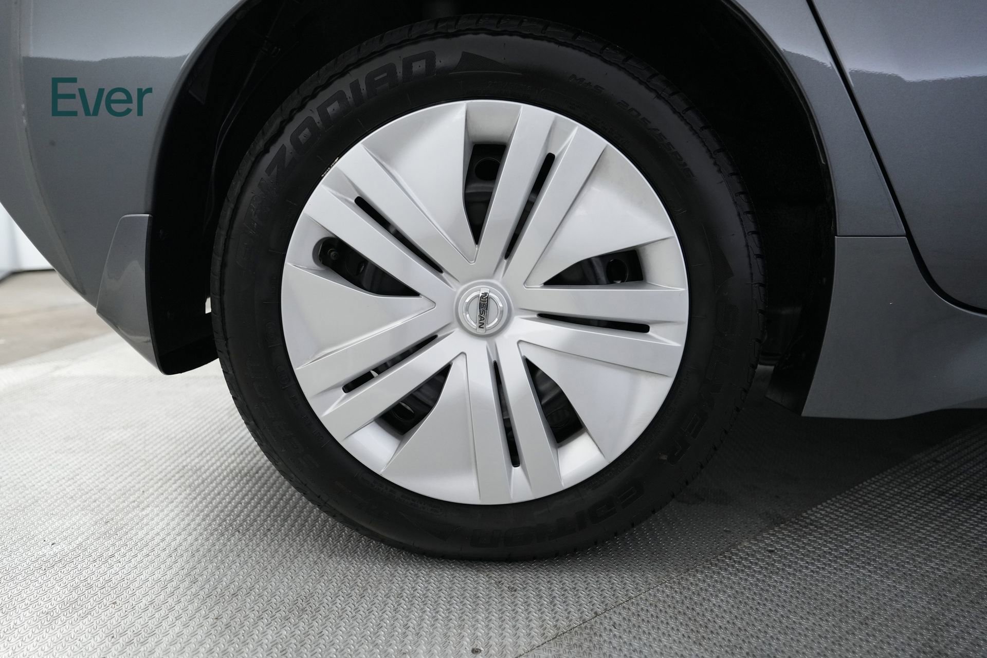 Used 2022 Nissan Leaf S image 22