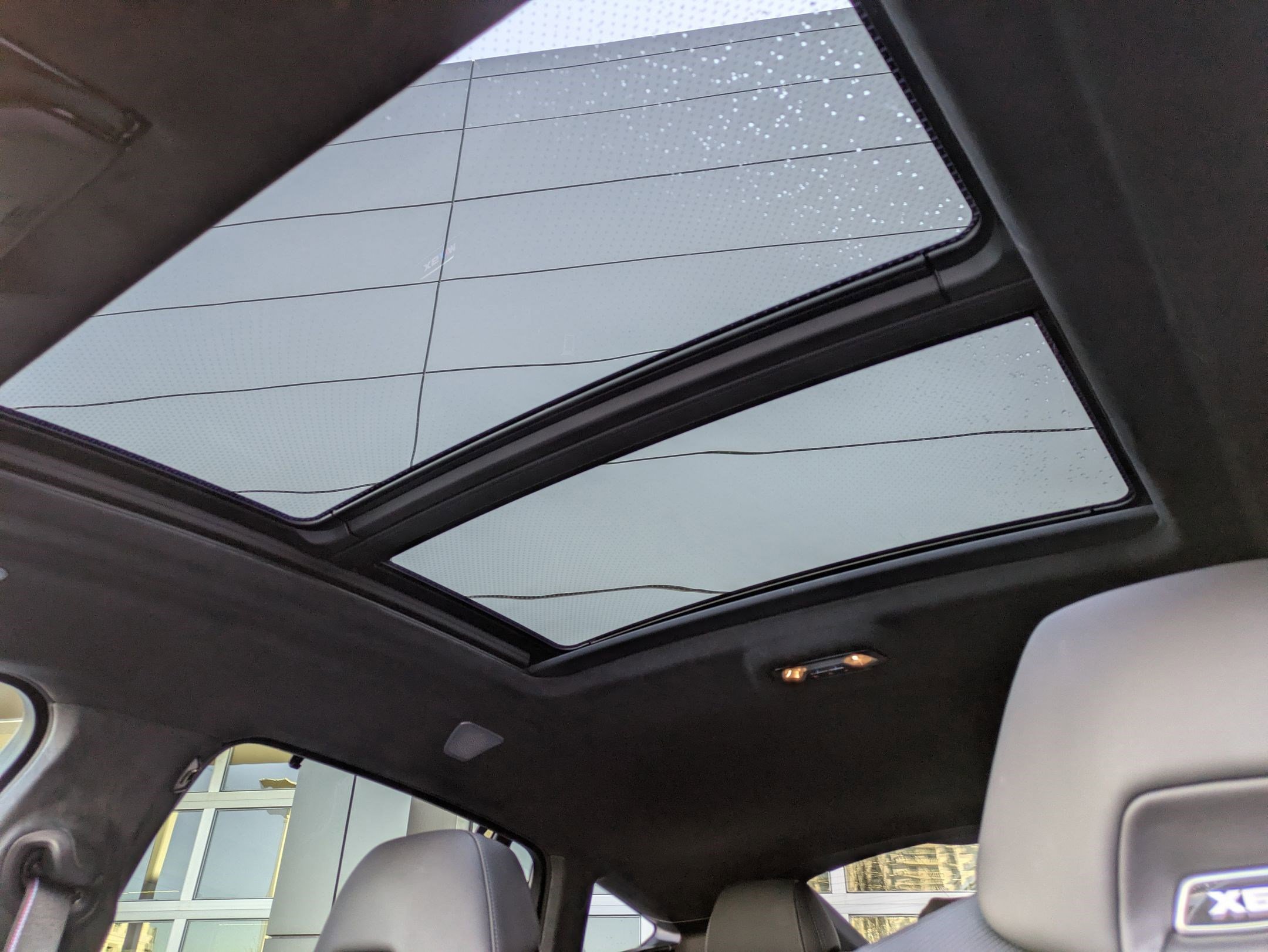 Used 2025 BMW X6 M Competition w/ Executive Package image 25