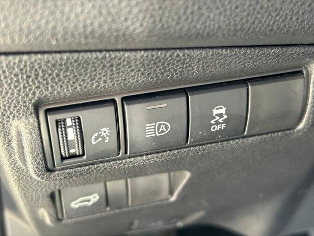 Certified 2026 Toyota Corolla Cross XLE w/ Convenience Package FWD image 25