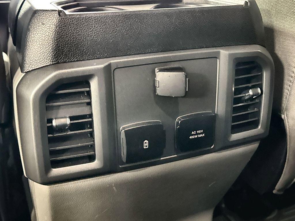 Used 2020 Ford F350 XLT w/ XLT Premium Package image 27