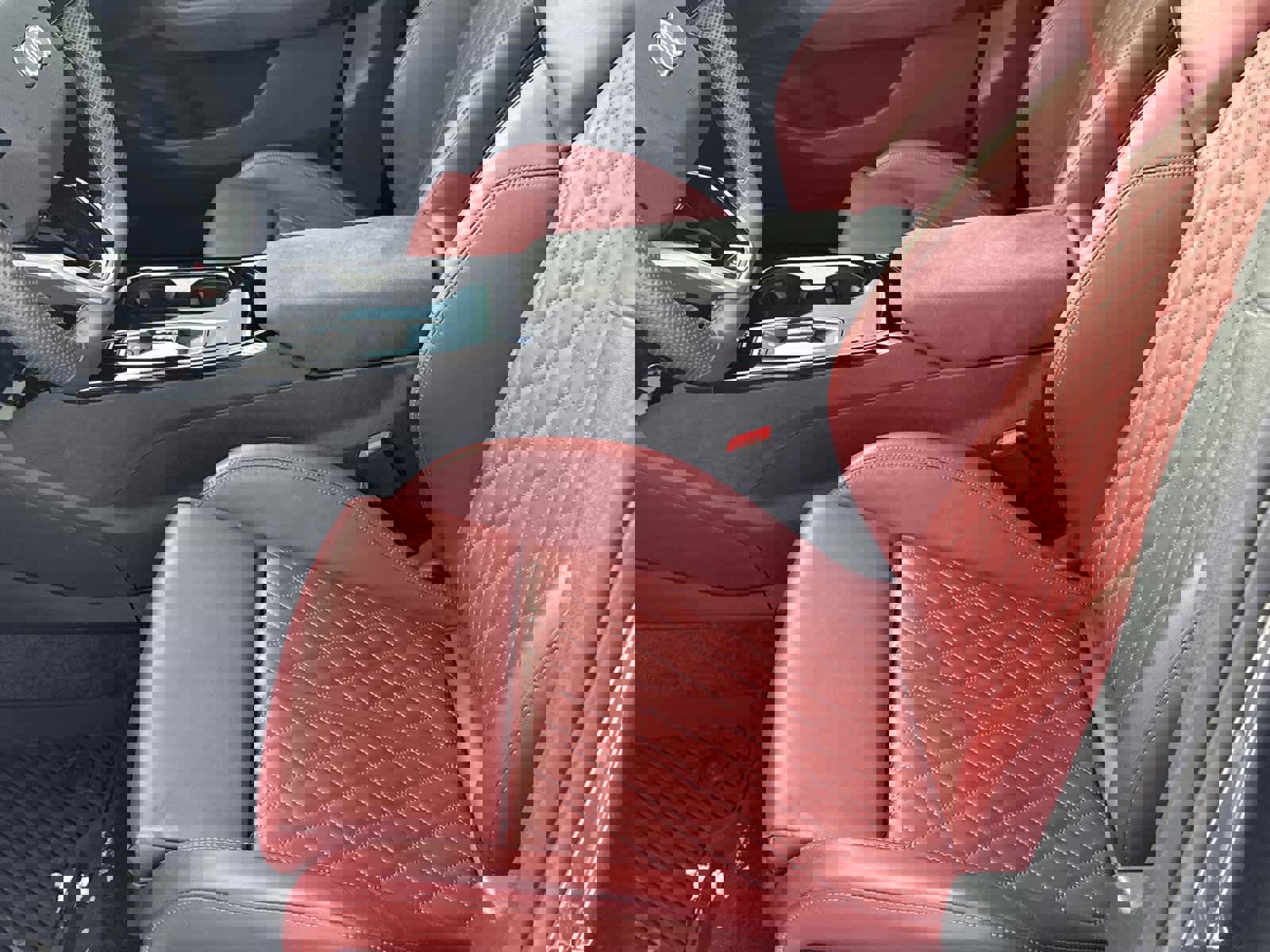 Used 2025 Audi SQ6 e-tron Premium Plus w/ Premium Plus image 11