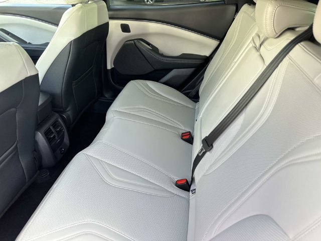 Used 2023 Ford Mustang Mach-E Premium AWD/4WD image 33