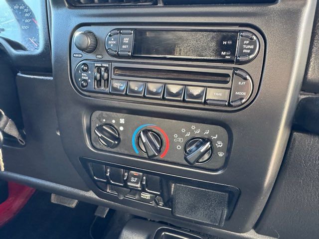 Used 2004 Jeep Wrangler X w/ Convenience Group image 23