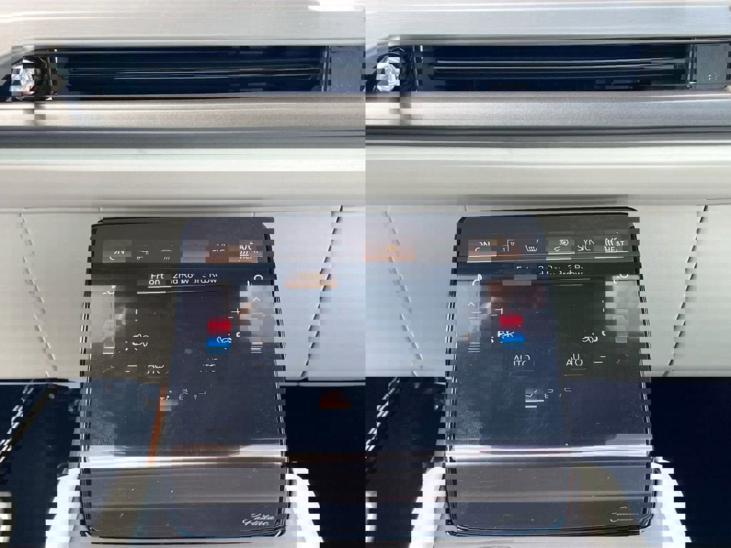 New 2026 Cadillac Vistiq Luxury image 16