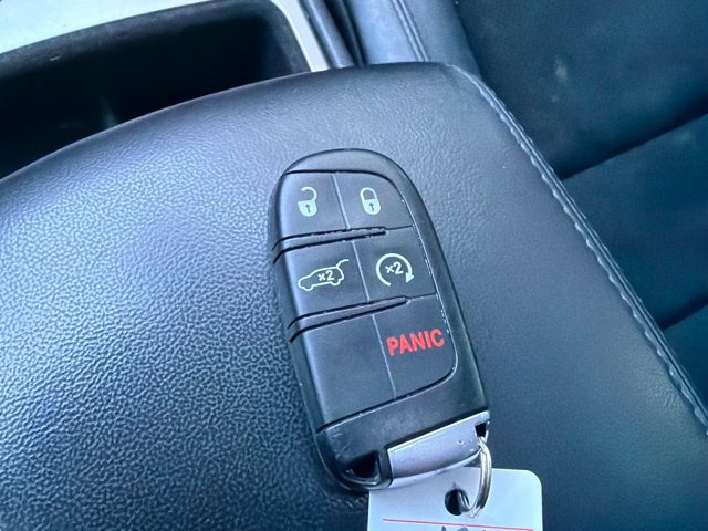 Used 2019 Jeep Grand Cherokee Altitude AWD/4WD image 38