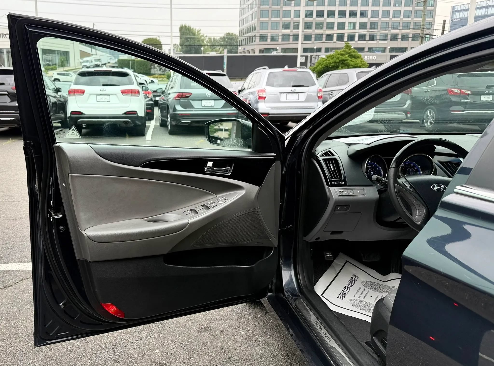 Used 2013 Hyundai Sonata Limited FWD image 9