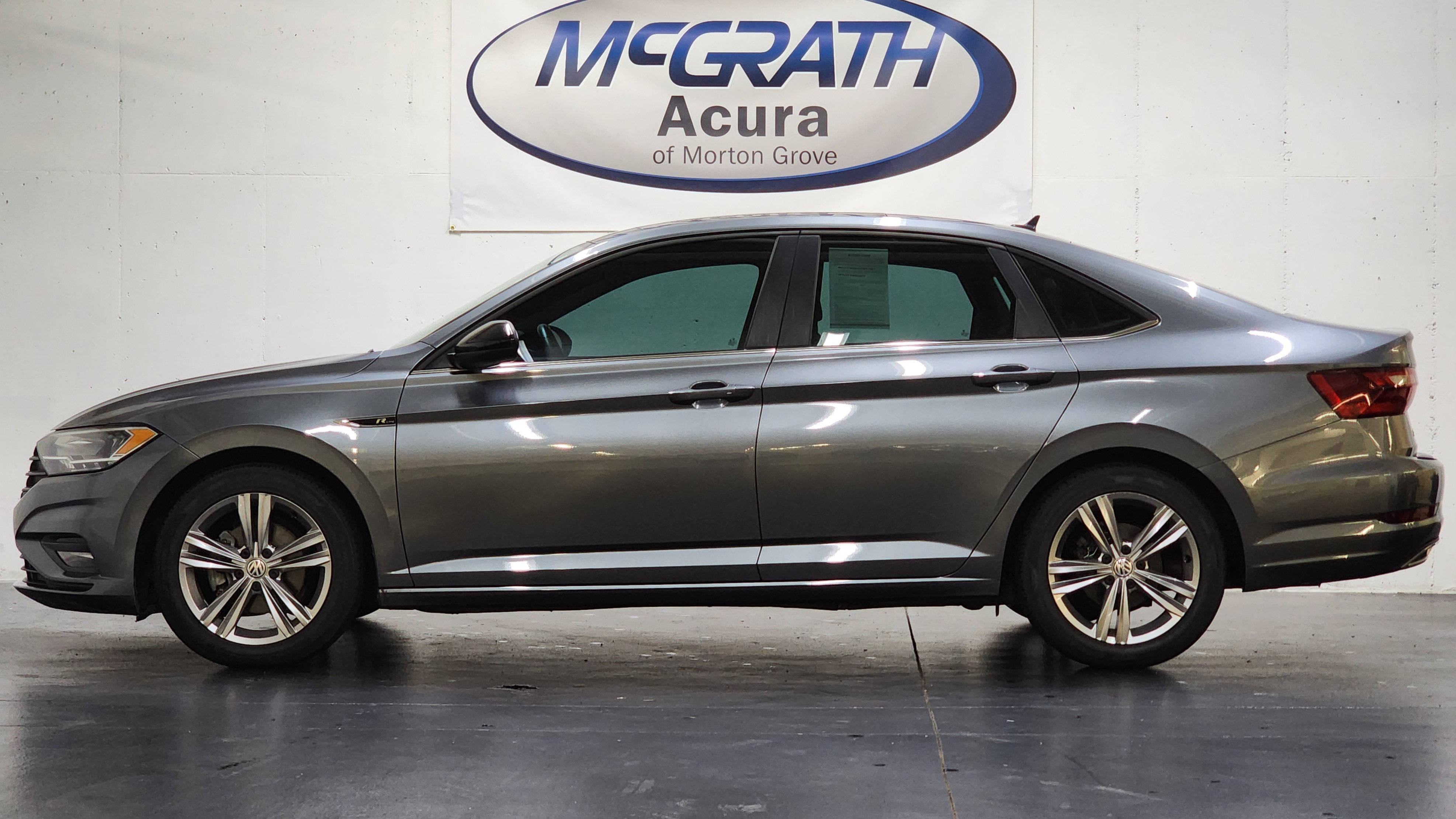 Used 2021 Volkswagen Jetta R-Line w/ R-Line Cold Weather Package FWD image 10
