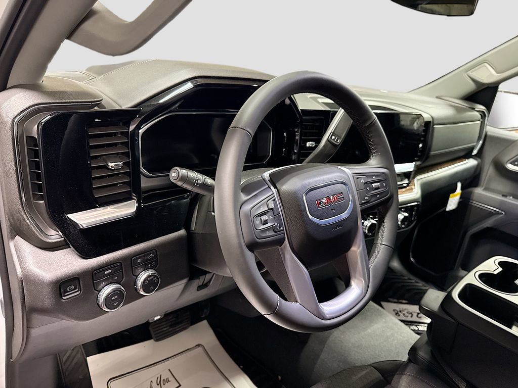 New 2026 GMC Sierra 1500 SLE w/ Preferred Package image 9