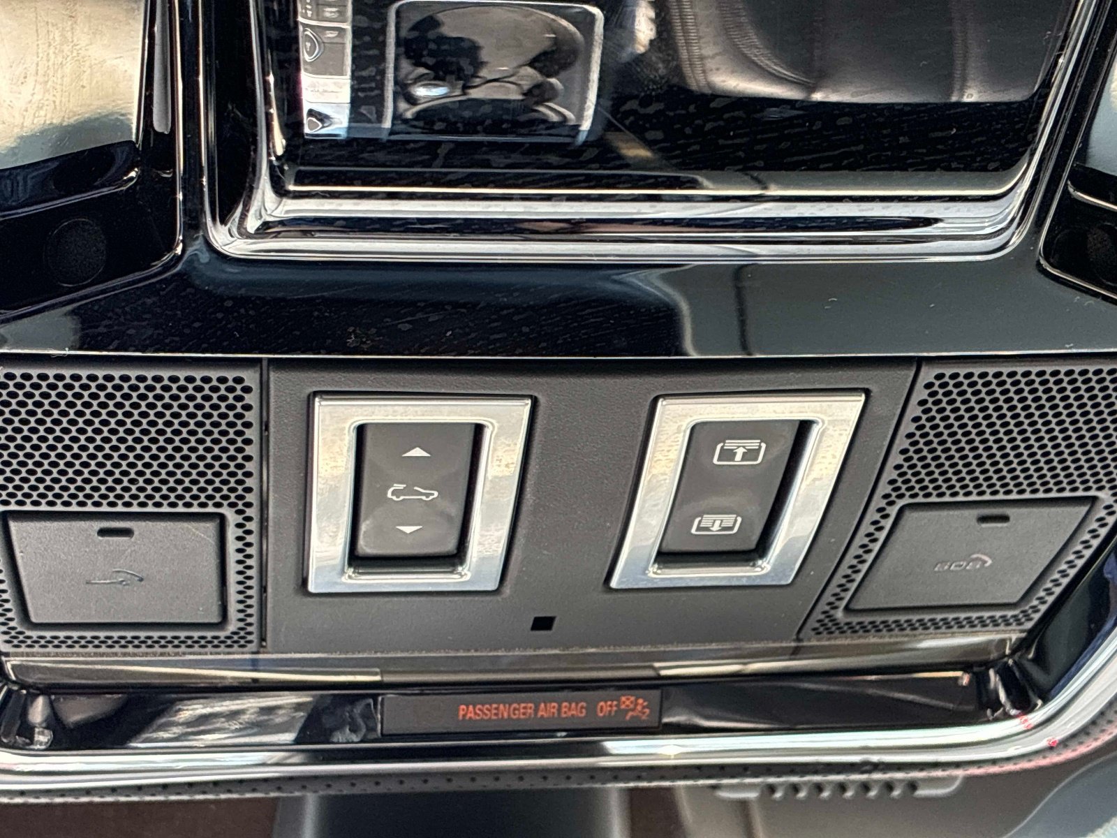 Used 2016 Land Rover Range Rover Autobiography AWD/4WD image 43