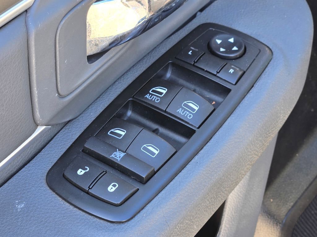 Used 2015 RAM 1500 Big Horn AWD/4WD image 31