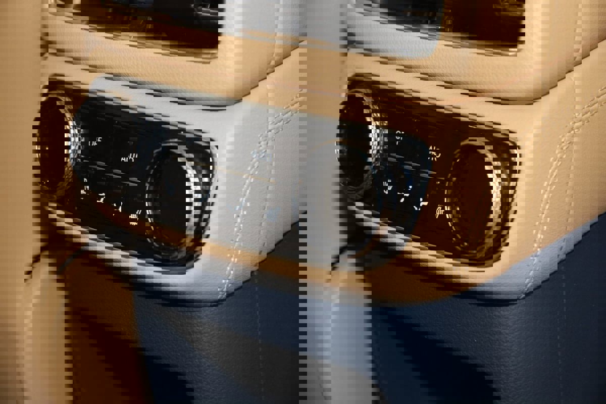 Used 2021 Genesis GV80 3.5T w/ Advanced Package 06 image 15