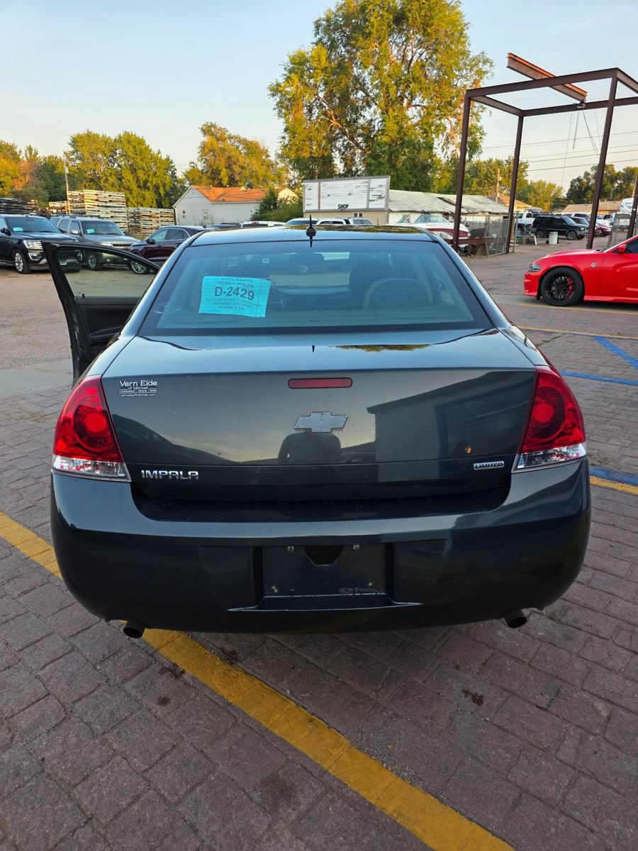 Used 2014 Chevrolet Impala Limited LS FWD image 6