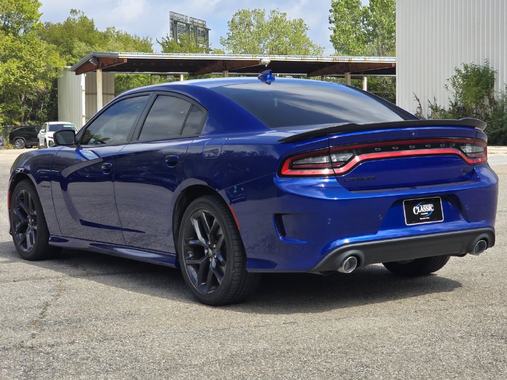 Used 2022 Dodge Charger R/T w/ Plus Group RWD image 6