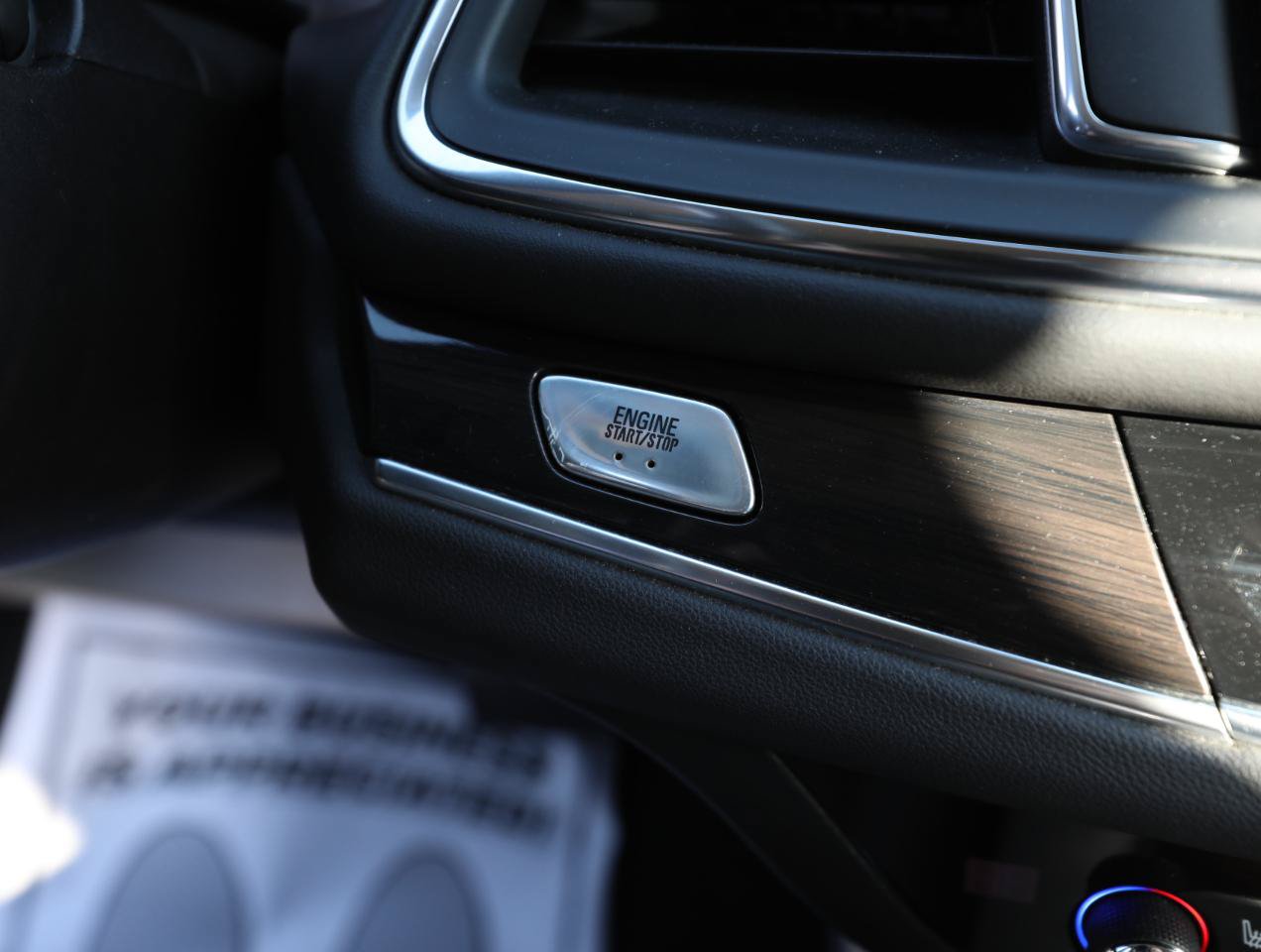 Used 2018 Buick Enclave Essence FWD image 20