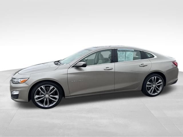 Used 2024 Chevrolet Malibu LT image 2