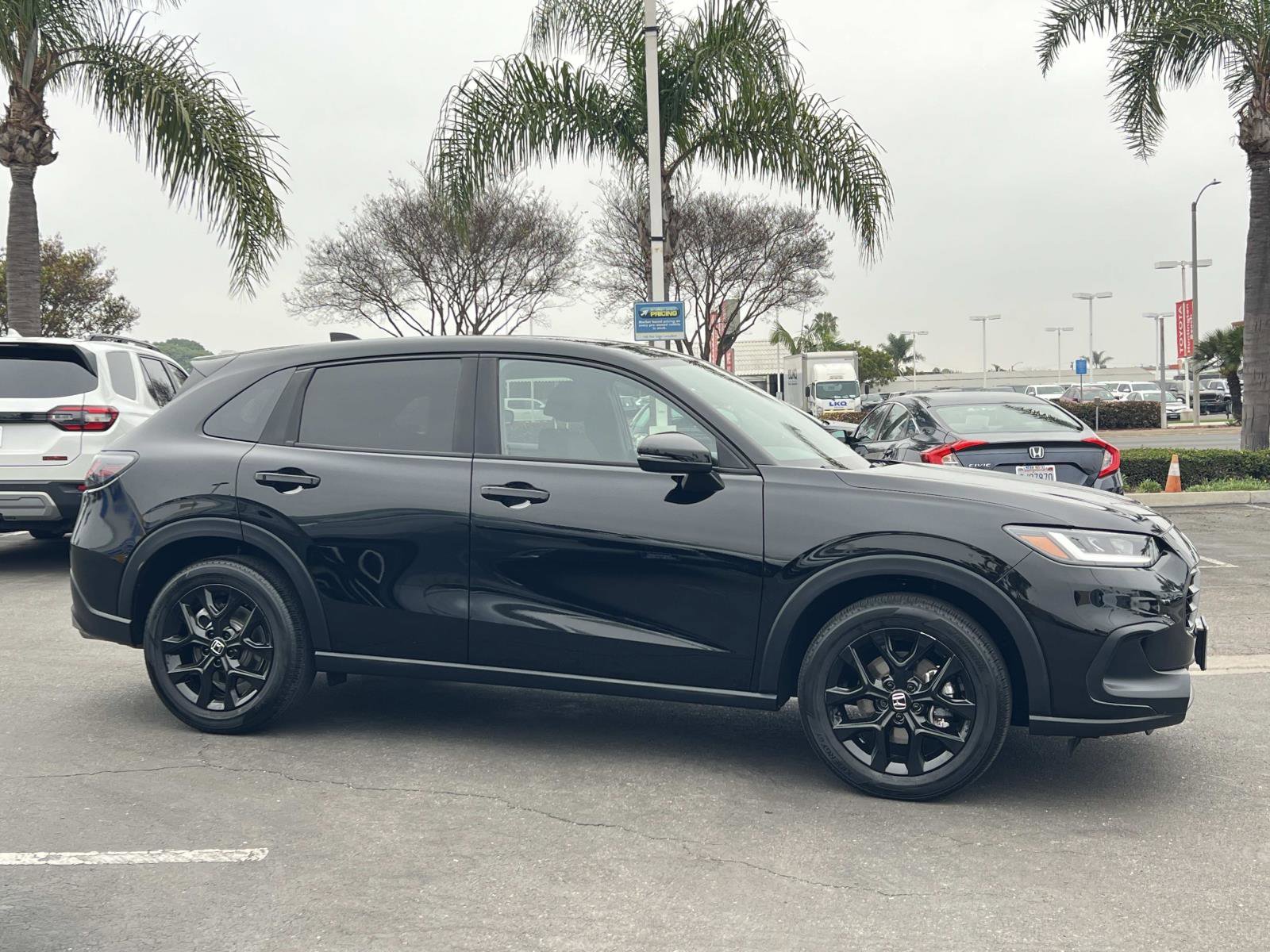 Used 2024 Honda HR-V Sport image 24