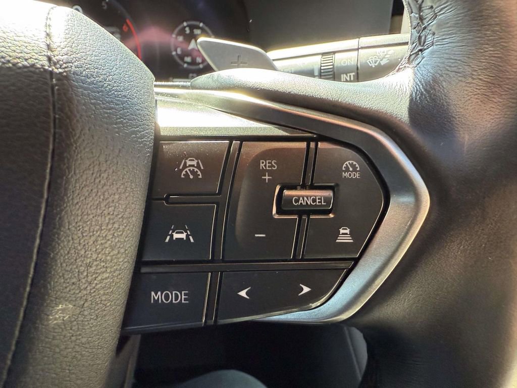 Used 2024 Lexus GX 550 image 22